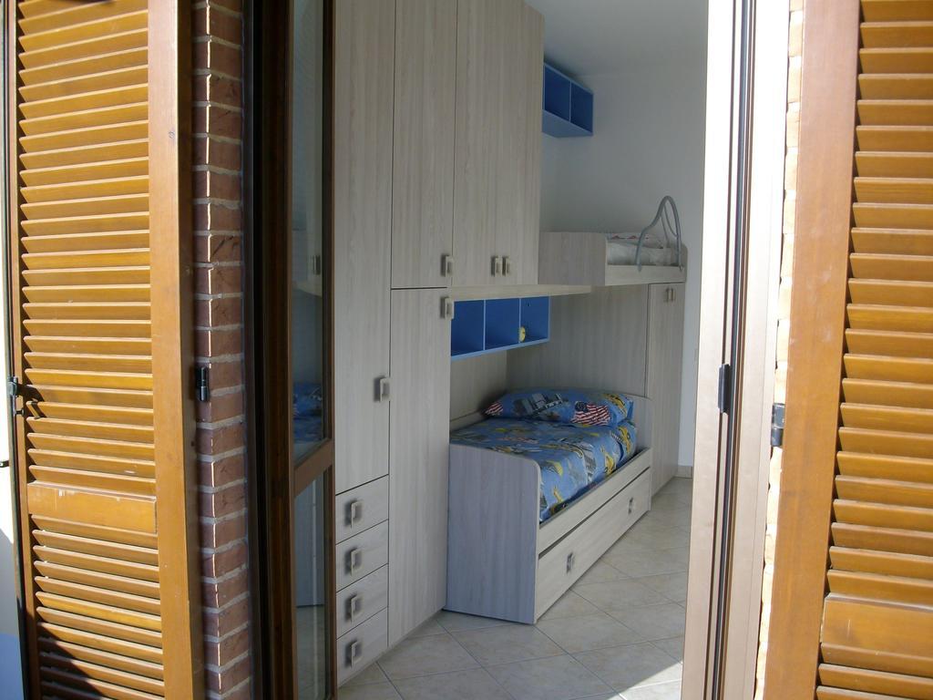 Ferienwohnung La Loggina Maxi Con 2 Giardini Recintati Privati Tuoro sul Trasimeno Zimmer foto